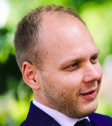 JPG Image, 35KB, 332px × 371px